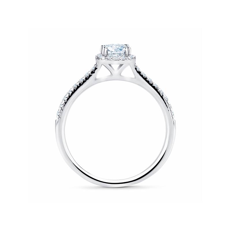 Imagen de Anillo de compromiso con Diamantes de precioso diseño con brillantes a los lados de Jorge Juan Joyeros Madrid