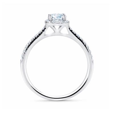 Imagen de Anillo de compromiso con Diamantes de precioso diseño con brillantes a los lados de Jorge Juan Joyeros Madrid