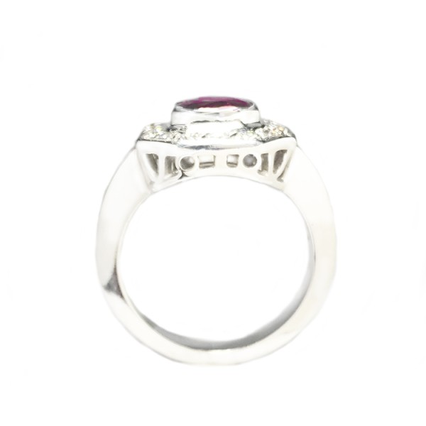 anillo rubi y brillantes