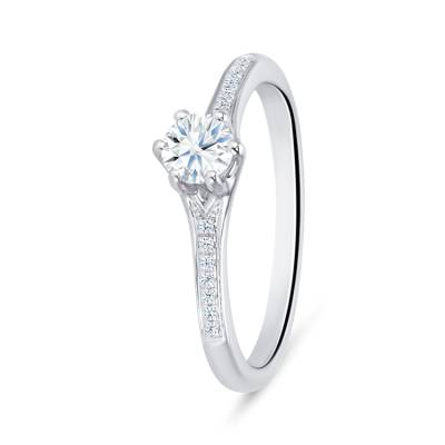 Sortija "Sydney" con brillantes de diseño clásico - SR 6