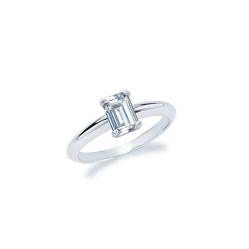 anillo con diamante esmeralda