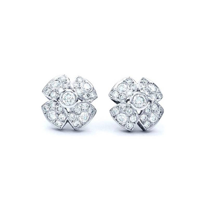pendientes diamantes forma flor