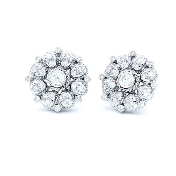 pendientes con brillantes flor
