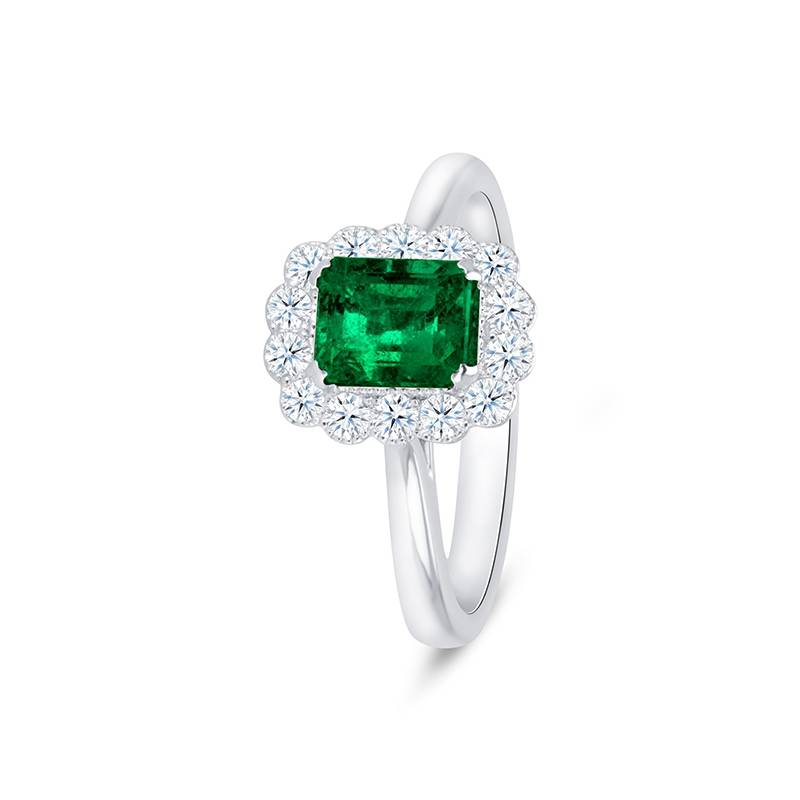 anillos de compromiso de oro blanco con esmeralda y diamantes