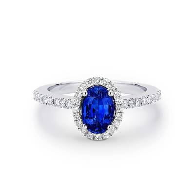 Anillo oro blanco con zafiro azul y brillantes, un clásico como anillo de compromiso - Jorge Juan Joyeros