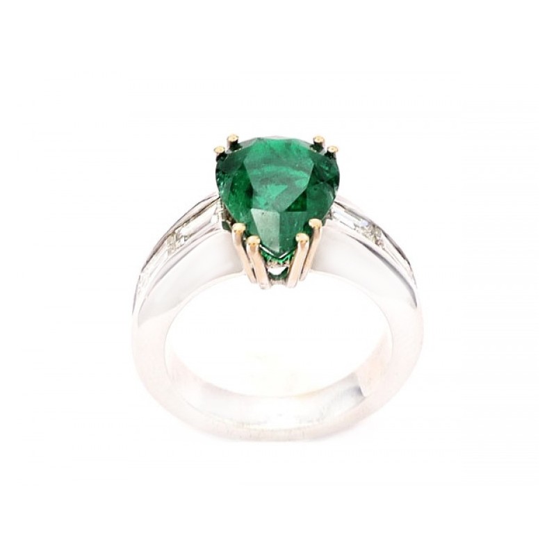 anillo esmeralda pera y diamantes baguette