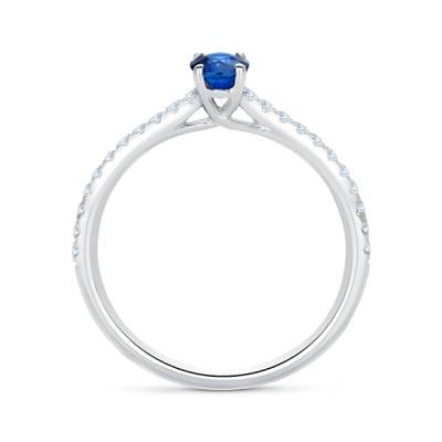 Anillo con zafiro azul oval en oro blanco y diamantes E-VS - Jorge Juan Joyeros