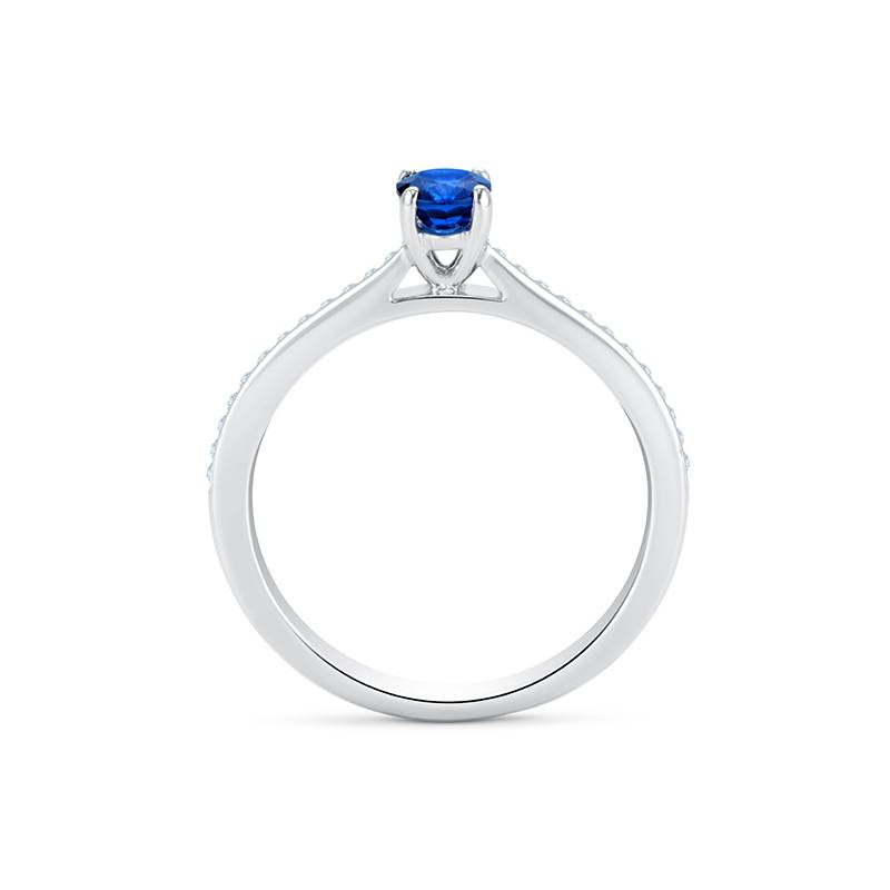 Sortija clásica de zafiro en oro blanco de jorge Juan Joyeros
