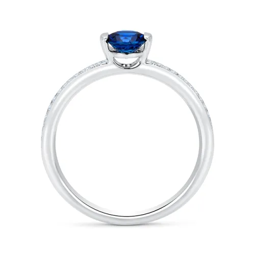 fotografía de Anillo media alianza de con zafiro azul terciopelo y diamantes con un exquisito color y belleza