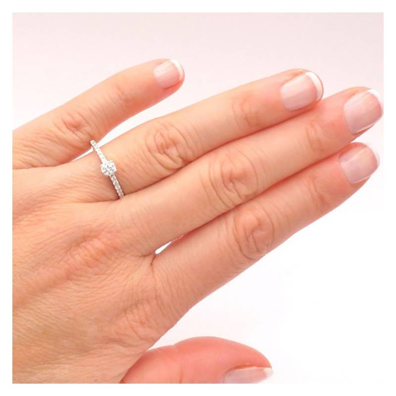 Anillo "Oslo" clásico de promesa con Brillantes - SR 24