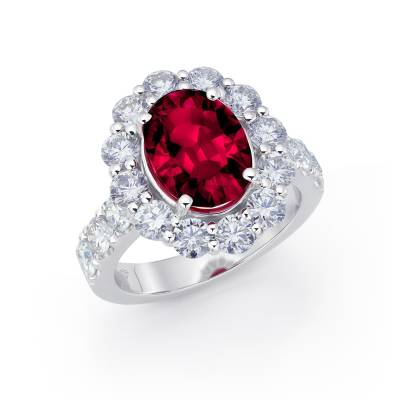 foto de Anillo realizado en oro blanco 18K con rubí burma de 4,21cts y 18 Brillantes: 2.48 ct F-VS