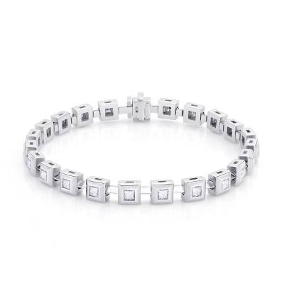 Pulsera de oro blanco con diamantes en talla princesa Princess Cut
