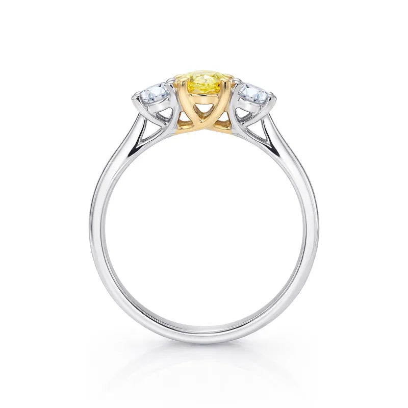 Anillo Tresillo en oro 18K con Diamante Amarillo desde 0.45 cts  Modelo Fancy Yellow