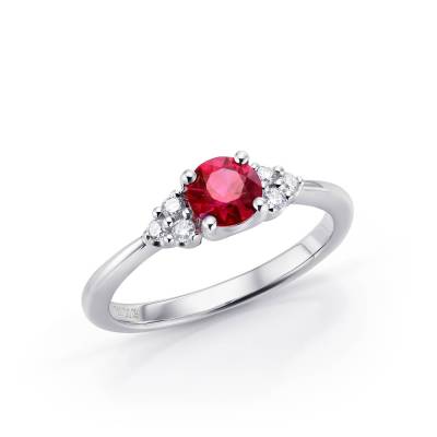 anillo rubi y seis brillantes