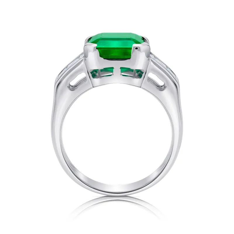 anillo baguettes y esmeralda