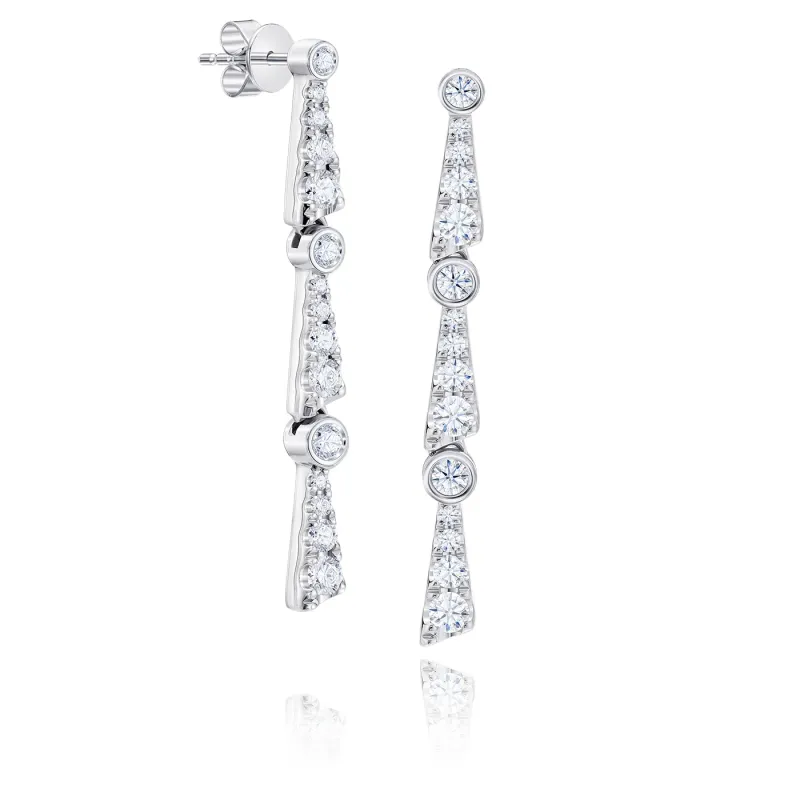 pendientes largos con brillantes