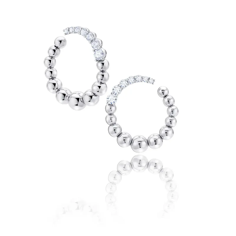 pendientes modernos forma aro con brillantes