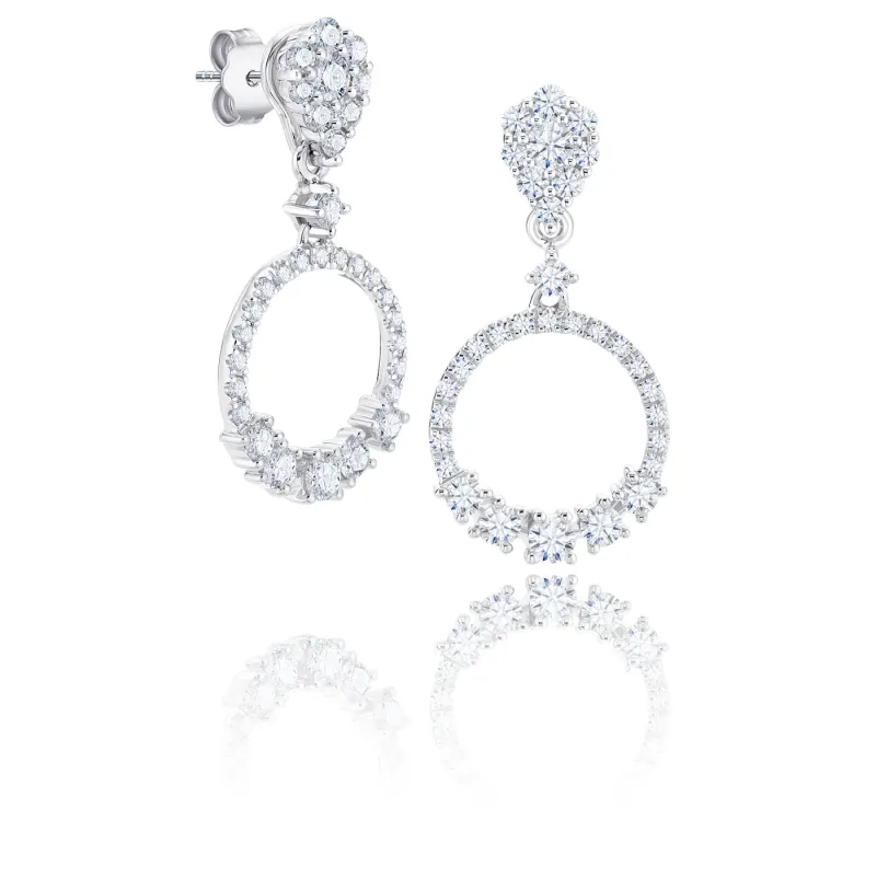 Pendientes semi-largos con brillantes en oro de 18K