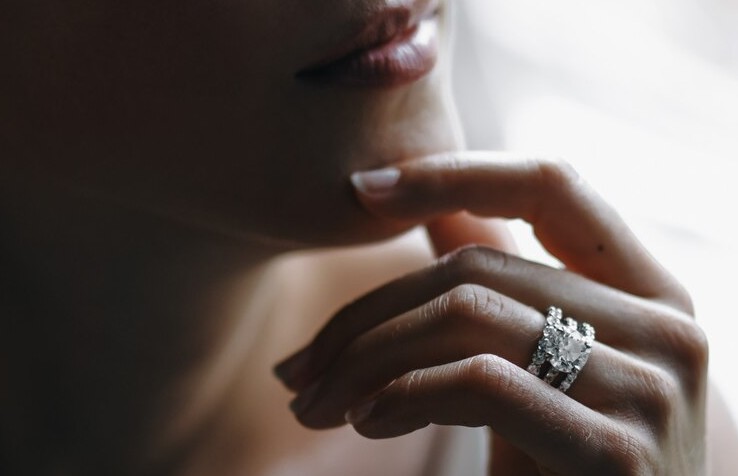 anillo de compromiso