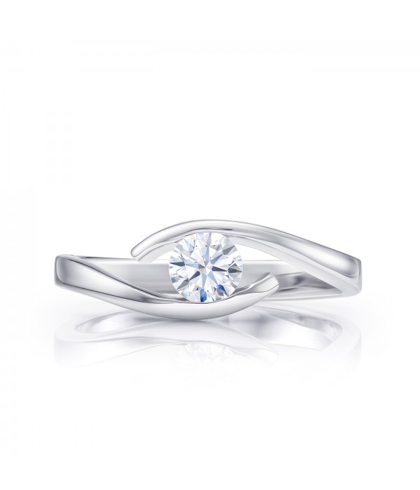Solitario Oro Blanco y Diamante "Hikari S" desde 0.10 cts. diseño moderno