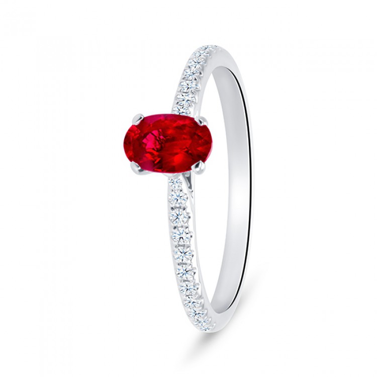 Anillo con Rubí oval de color rojo intenso y brillantes "CAPRI"