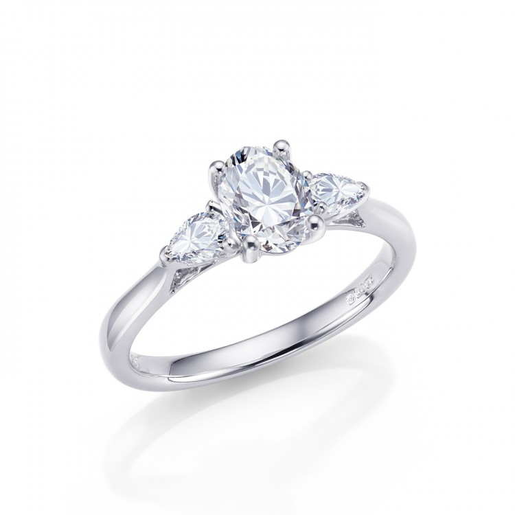 Sortija "Oval Masada" oro 18K Diamante Oval - SR45