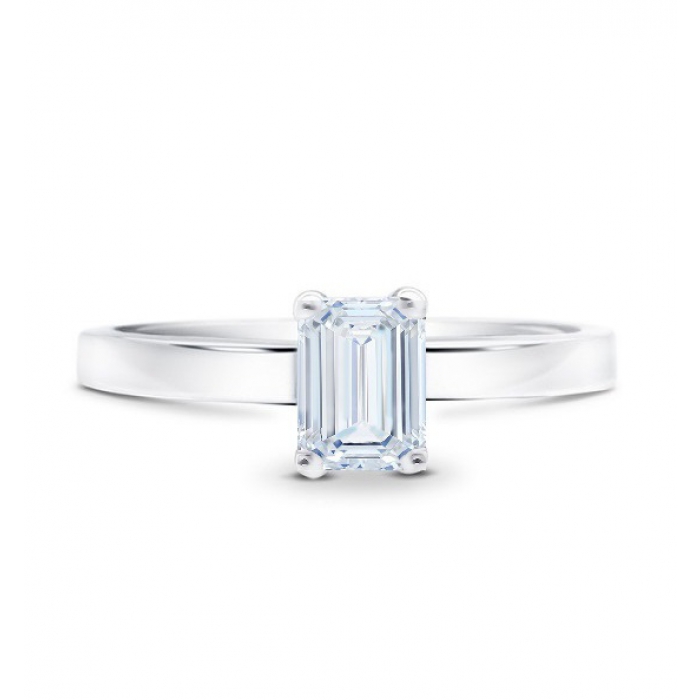 Anillo "Emerald Cut" talla esmeralda de 0.70 cts