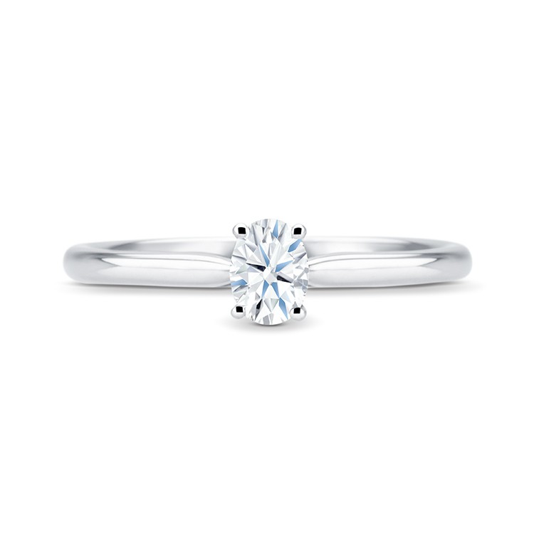 Anillo con diamante talla oval de 0.30 ct de precioso diseño clásico “OvalStyle”