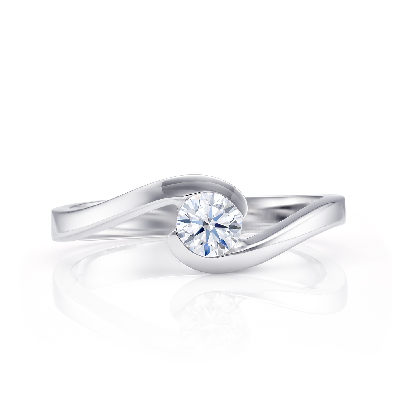 Anillo moderno "Umi" de Oro blanco 18k con diamante de 0.30 cts - SC-4