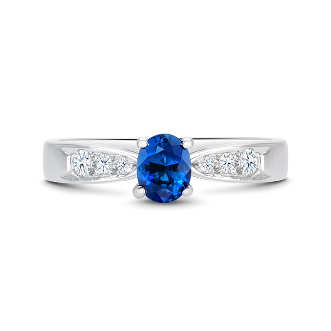 Anillo con Diamantes y zafiro oval de color azul "HIGASHI" - SK 4 ZAF